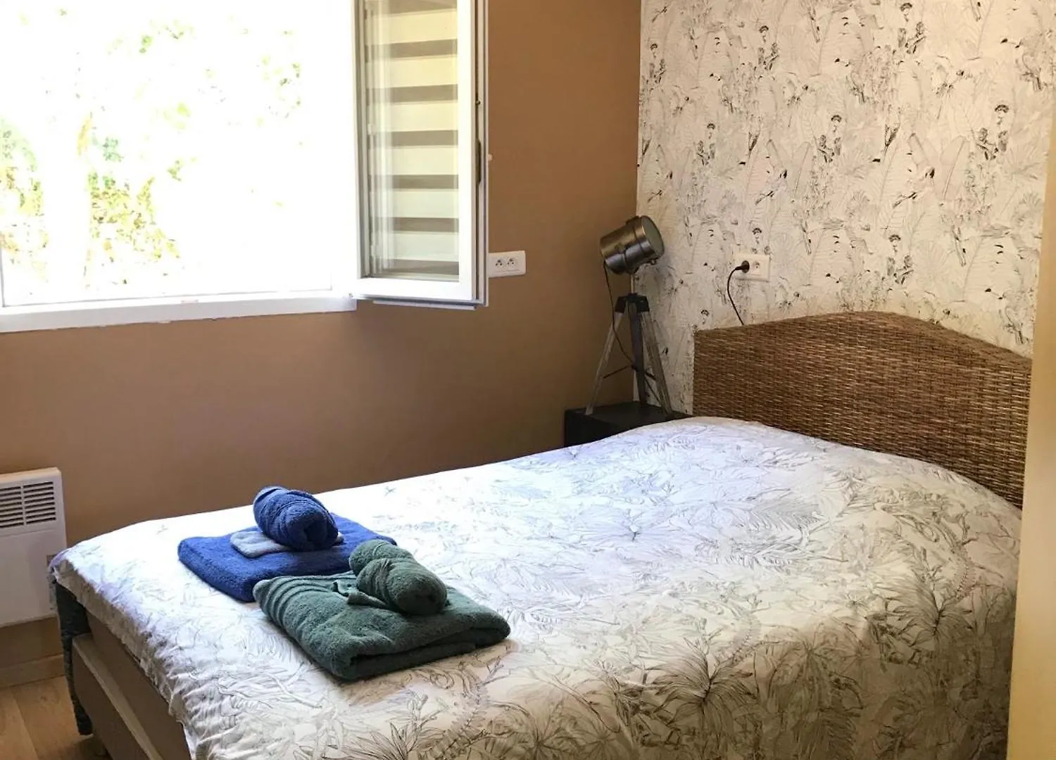Jolie Villa A Grasse Quartier Saint Antoine 法国